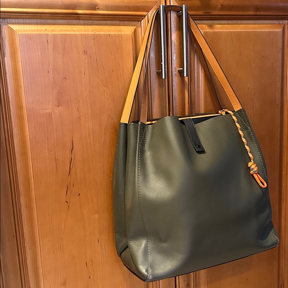 Like New! Rag and Bone Leather Passenger Tote - Picture 10 of 12
